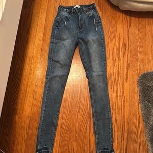High waisted skinny jeans